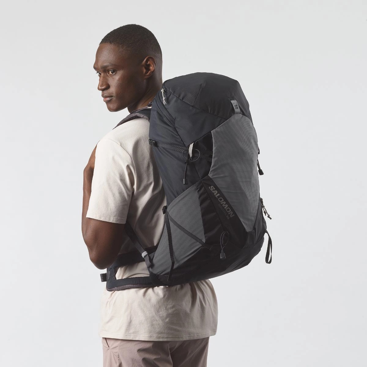 תרמיל טיולים Salomon Aerotrek 30 - אביזר ספורט לגברים – תמונה 2